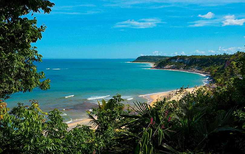 Desvende as razões para viajar para Porto Seguro em 2025